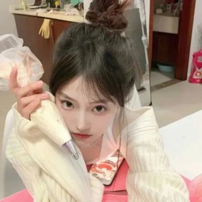 亲爱的路易丝海报